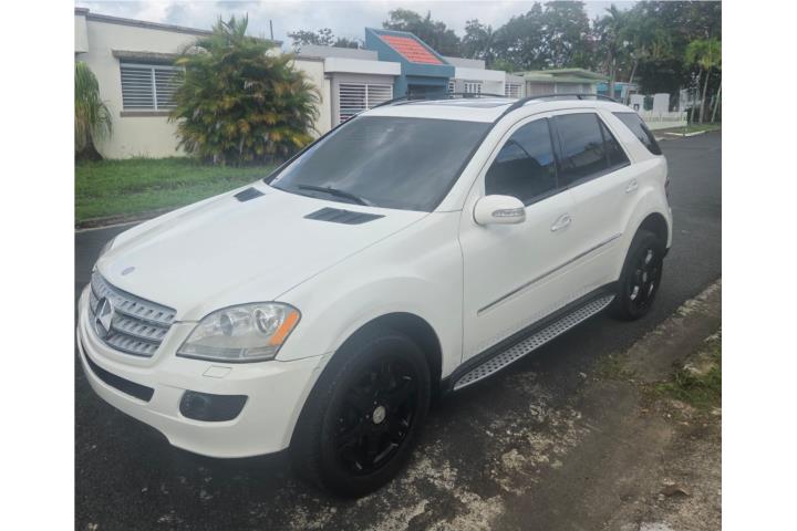 Mercedes benz ML350 año 2007 buenas condicion