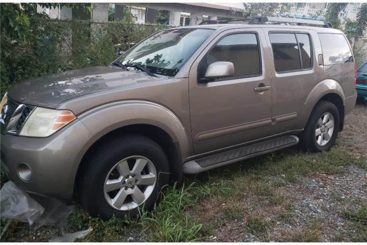 Nissan Pathfinder 2008