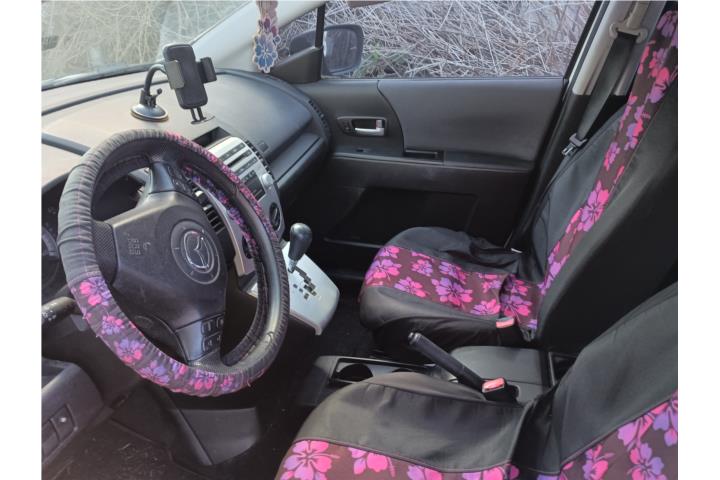 Mazda 5 2006, buenas condiciones $1500