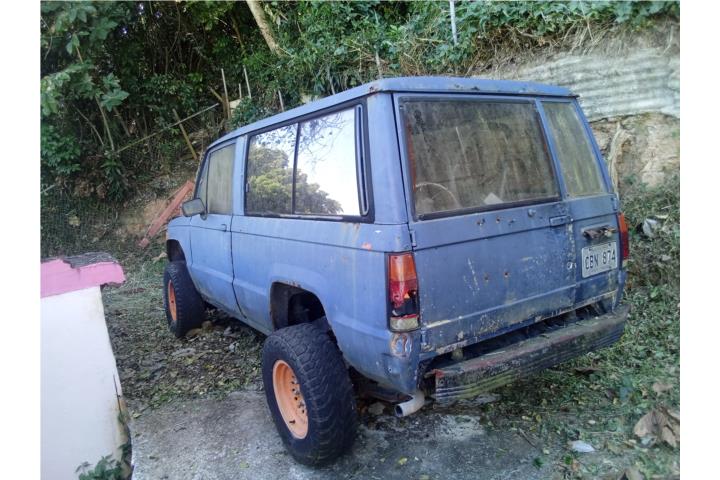 Isuzu Trooper 86