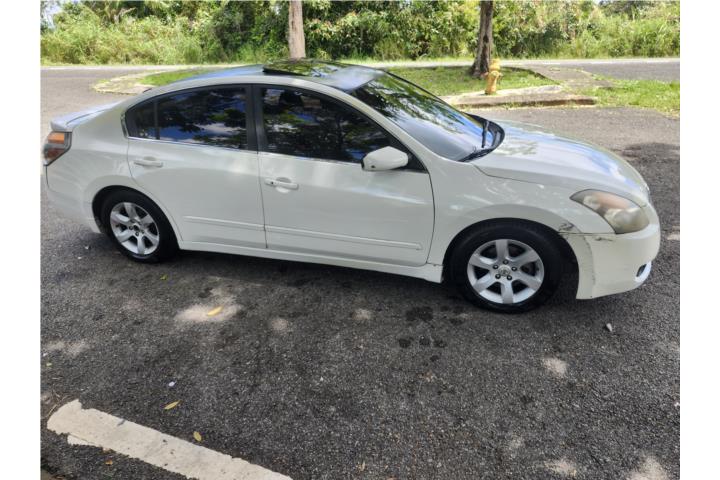 Nissan altima 2008 4cil leer los detalles