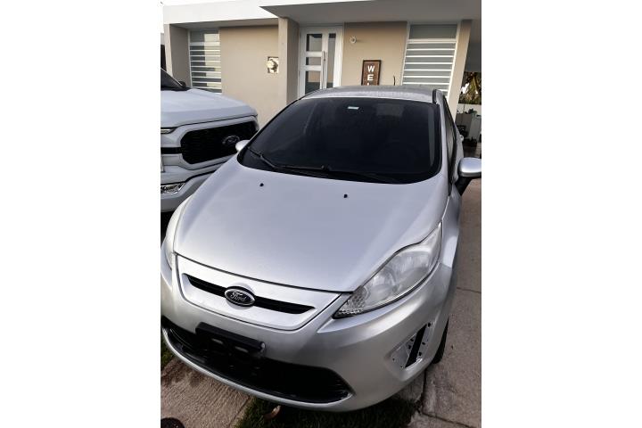 Ford fiesta 2013