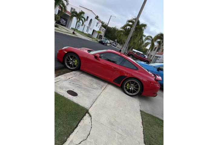 Porsche carrera 911 2013