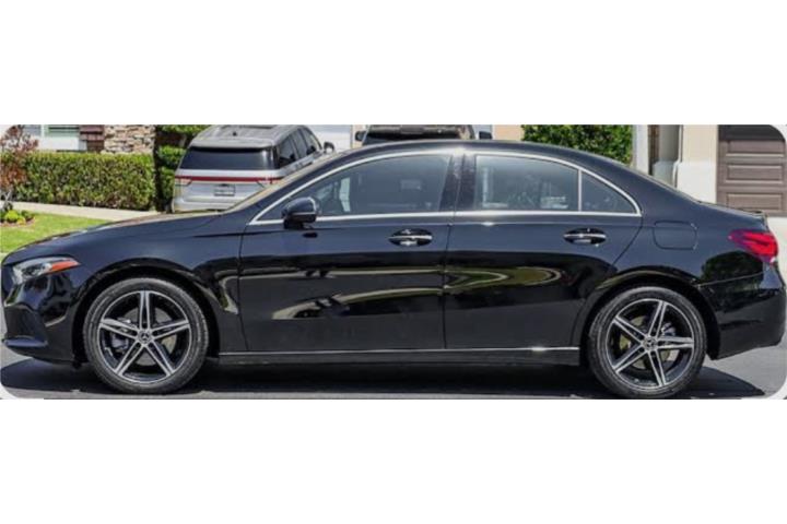 MERC A220 PRIMIUN $17795