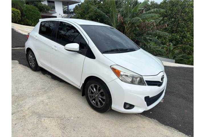 Toyota Yaris 2014 Como Nueva