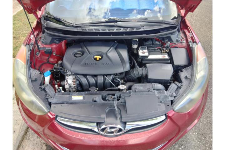 HYUNDAI-ELANTRA 2011