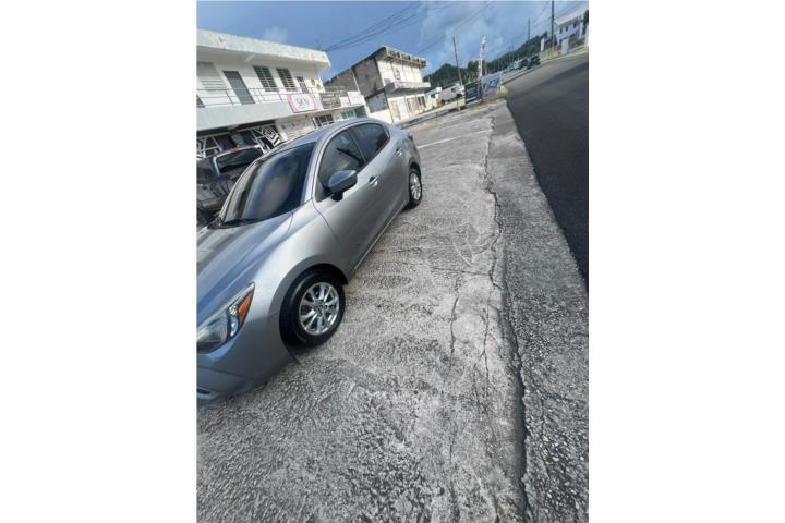 Toyota Yaris (MAZDA) 2016 7,500 100k M