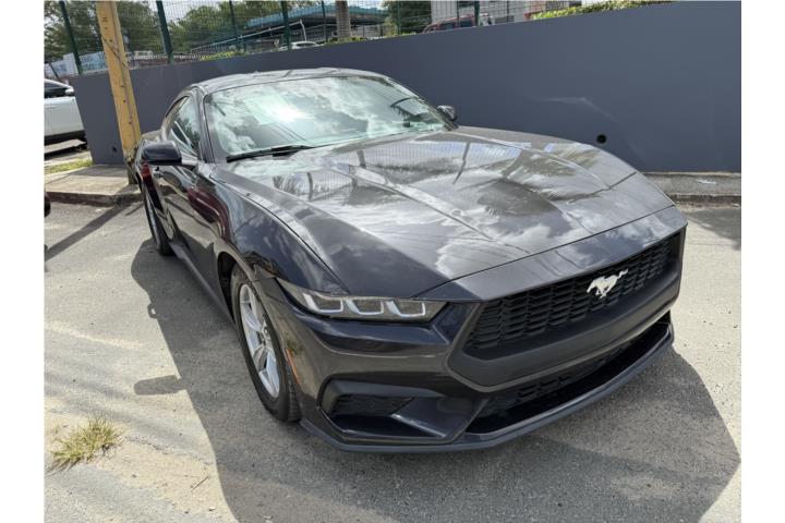 Ford Mustang 2024