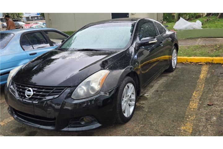 Nissan Altima 2012