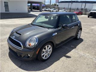 MINI  Puerto Rico Mini Cooper S 2011