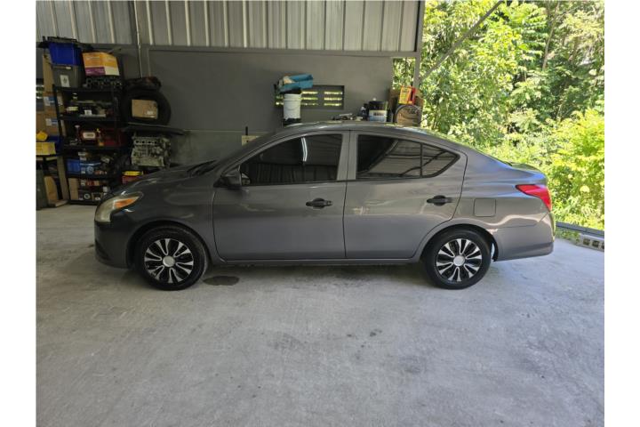 Nissan Versa