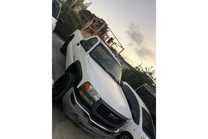 2003 GMC Sierra 2500 Gasolina