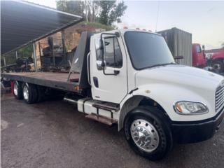 FreightLiner Puerto Rico grua flatbed 28 pies