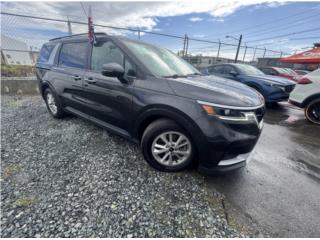 Kia Puerto Rico Kia Carnival LX 2024, negro brillante,
