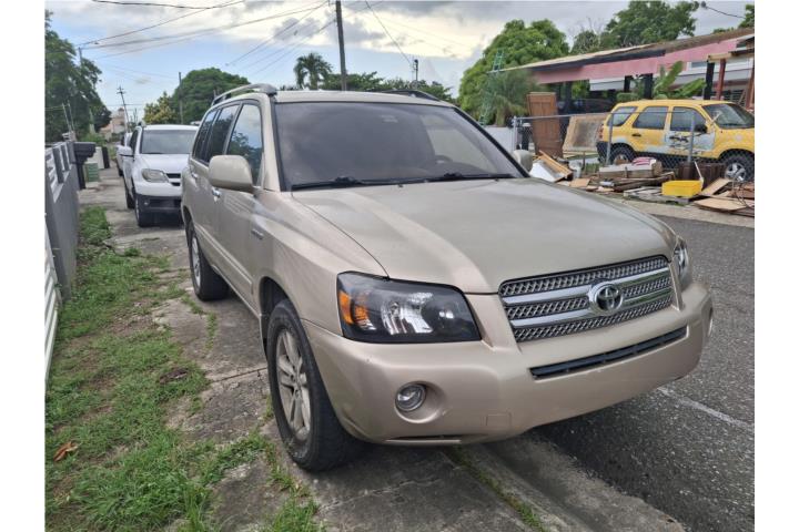 Toyota highlander hybrida