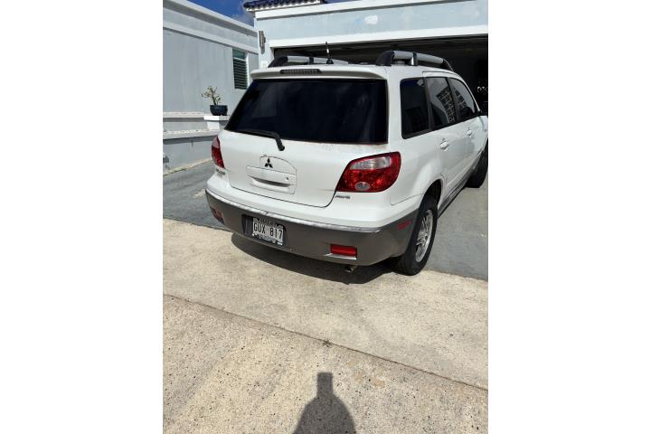 Mitsubishi Outlander 2006 mivec 4 puertas