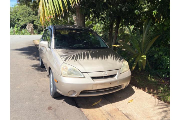 Suzuki aerio 2003 estándar