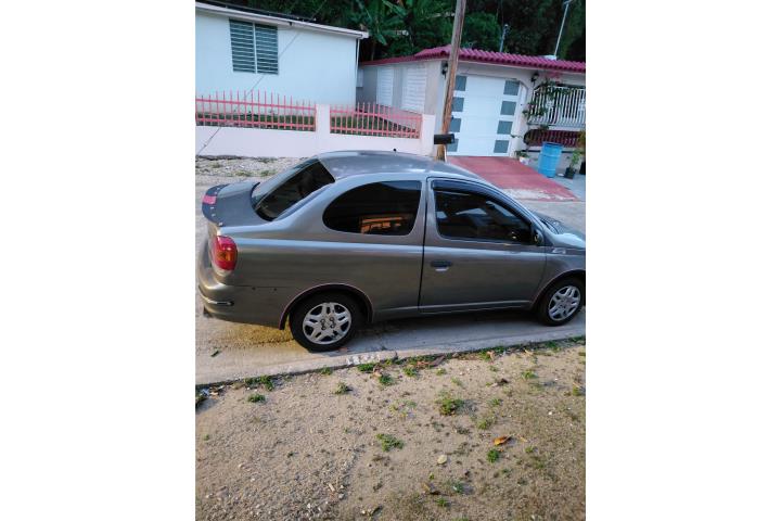 Toyota Echo 2005