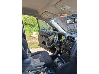 Jeep Puerto Rico Jeep Compass 2012-$5,500-101,483Millas. Bien