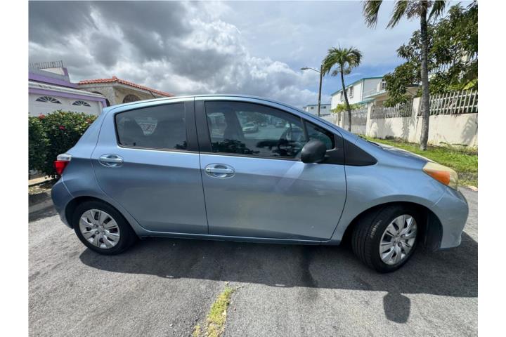 Toyota Yaris 2014. Millage 72000