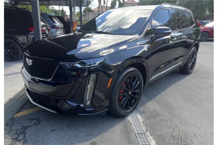 Cadillac XT6 Sport 2022 Negro exterior y Negro interior
