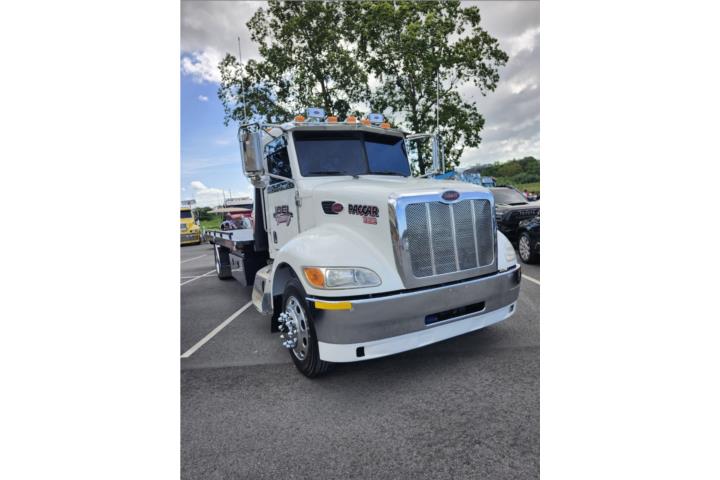 Peterbilt 2010
