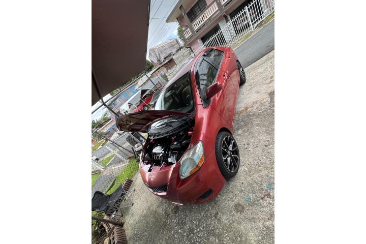 Toyota yaris 2012