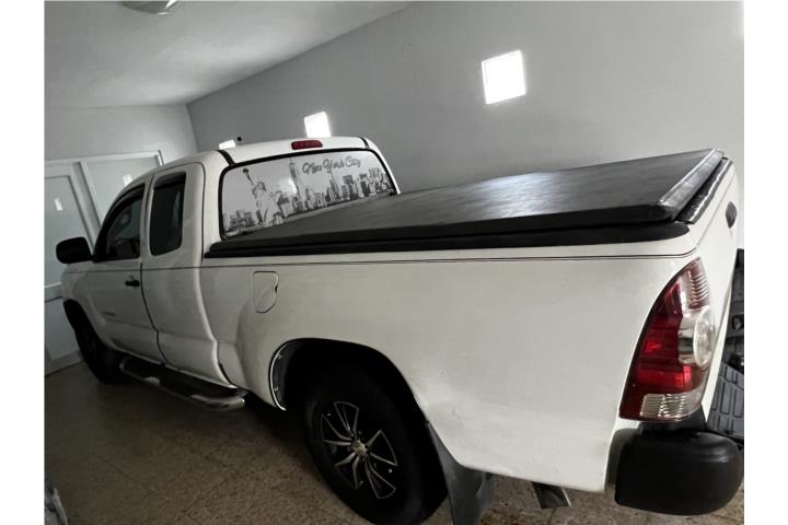 Toyota Tacoma 2008 cabina y media OMO