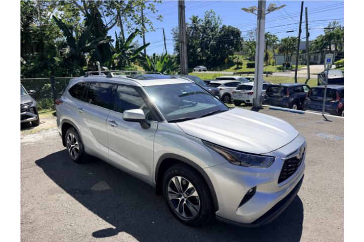 Toyota Highlander XLE 2022