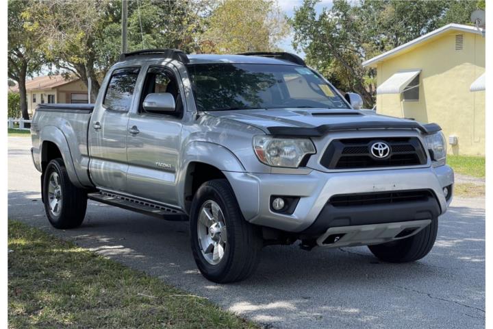Tacoma 2015 doble cabina