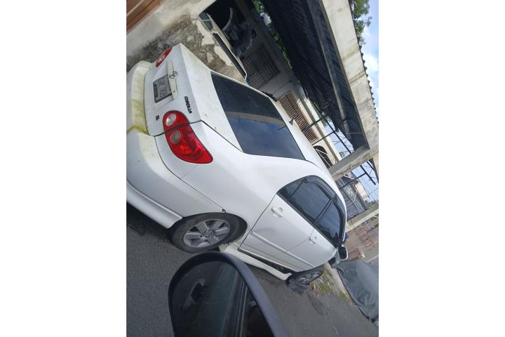 Toyota corolla 2006 para piezas