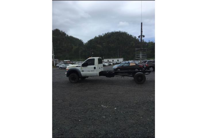 Ford F-550 super duty turbo diesel