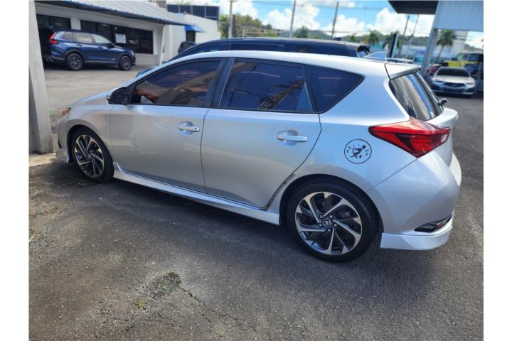 2018 Toyota corolla iM 44k millas