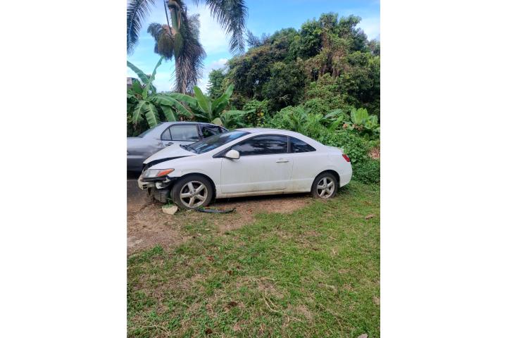 Honda Civic 2puertas 2007 automático se vende