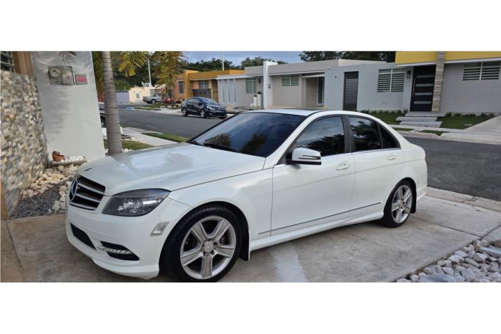 Se vende Mercedes c300 2011