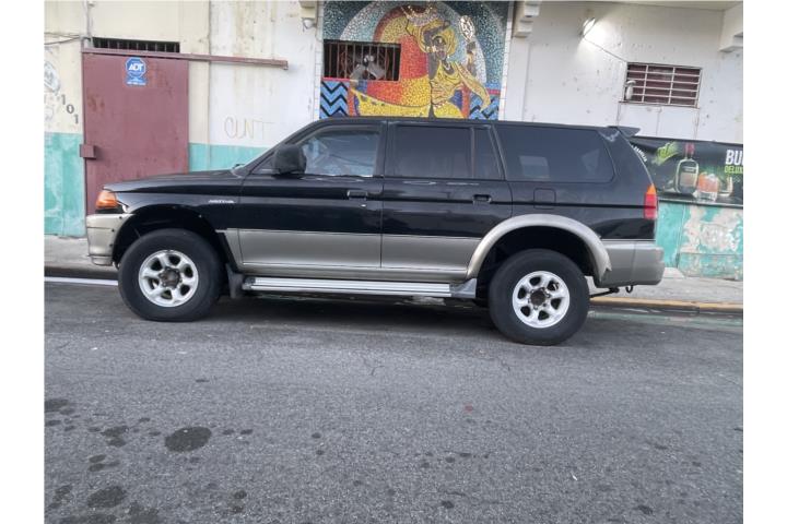 Mitsubishi Nativa 1999