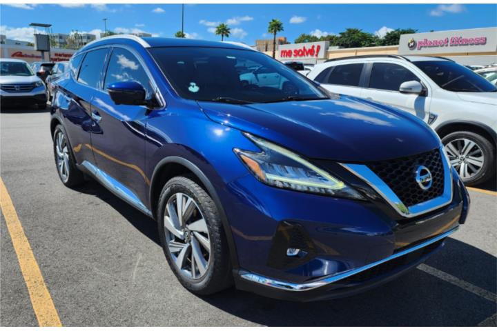 Nissan Murano SL Año: 2019? - Millaje 46,000