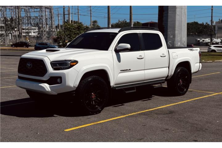 TOYOTA TACOMA TRD SPORT 2022