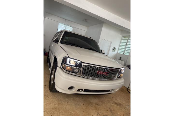 GMC DENALI