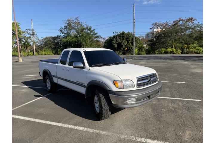 TOYOTA TUNDRA 2001 MUY BIEN CUIDADA!