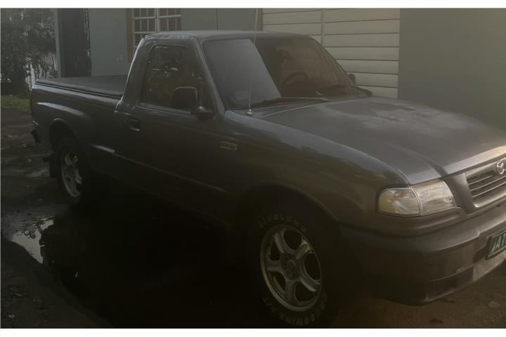 Mazda B2500