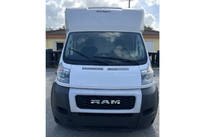 PROMASTER RAM CUTAWAY 3500 BOX TRUCK
