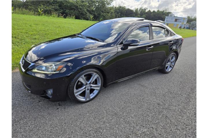Lexus is 250 2012 10300