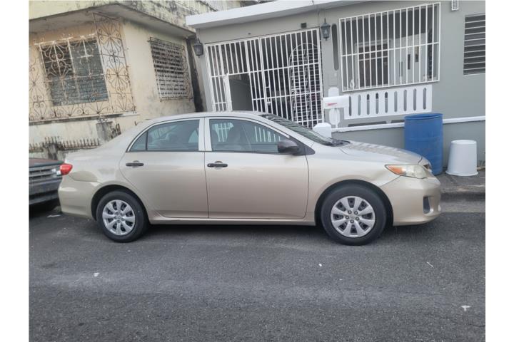 Toyota corolla año 2013