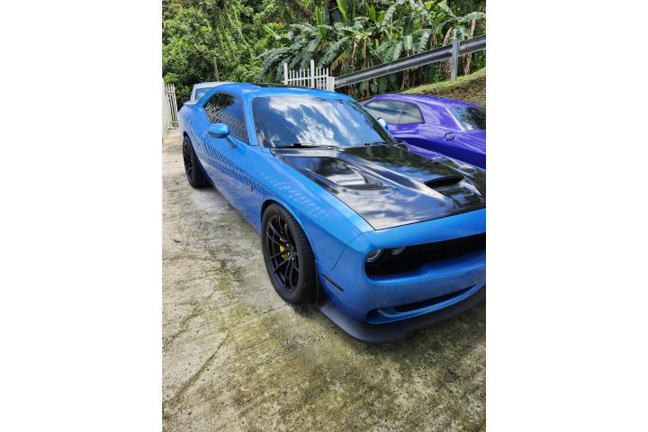 2016 Challenger srt hellcat