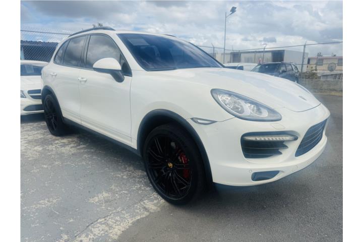 Porsche Cayenne Turbo 2011