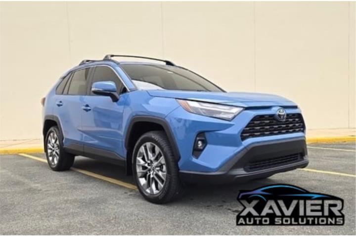 Toyota Rav4 XLE Premium 2024