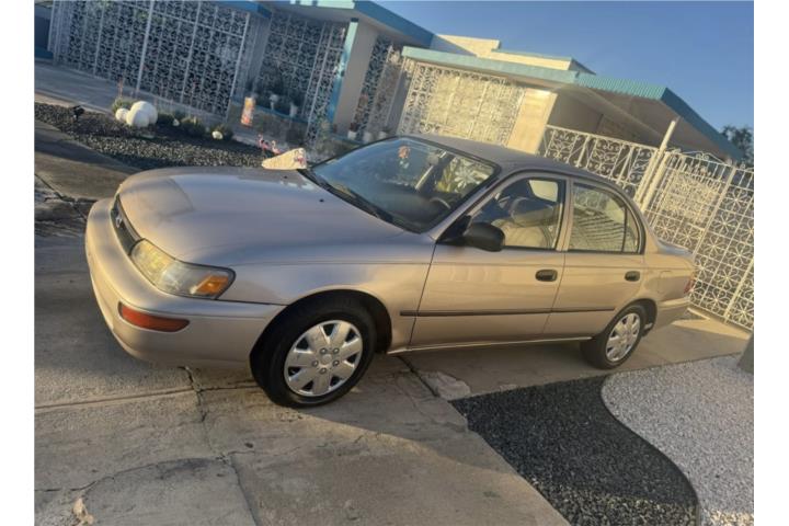 Toyota corolla con 51mil millas de fabrica