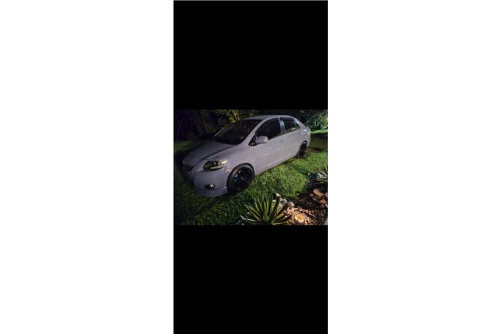 Toyota Yaris 2009 7,500