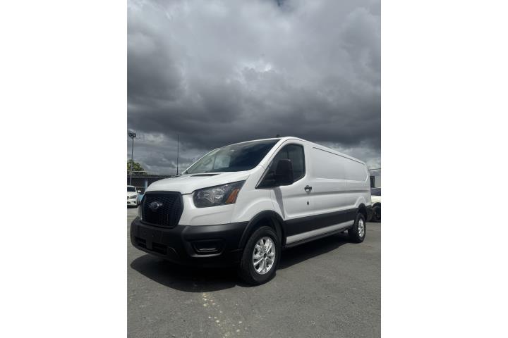 Ford E 350 2024 | Negociable